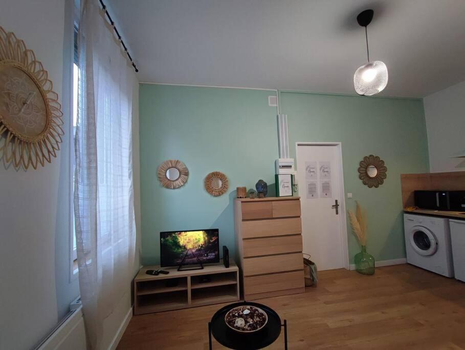 Namaste Studio By T&L Apartamento Denain Exterior foto